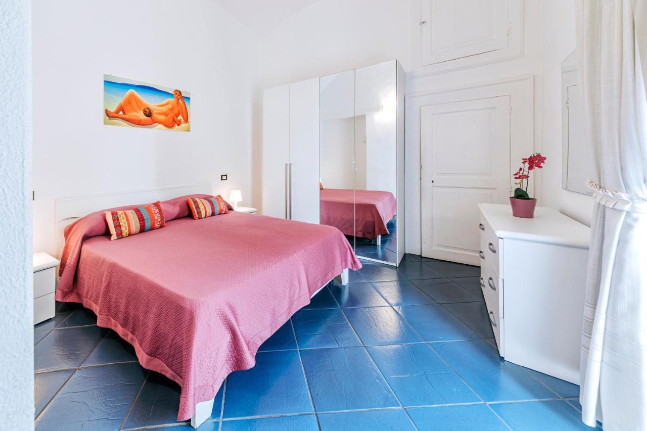 Ischia Domus Apartment Bagian luar foto