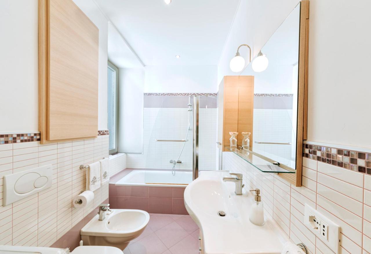 Ischia Domus Apartment Bagian luar foto