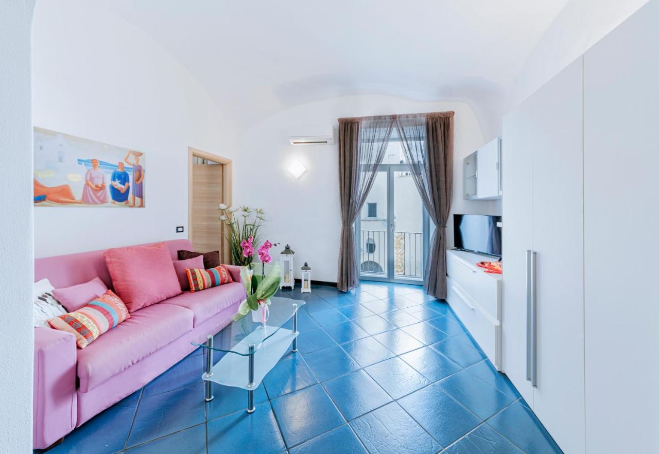 Ischia Domus Apartment Bagian luar foto