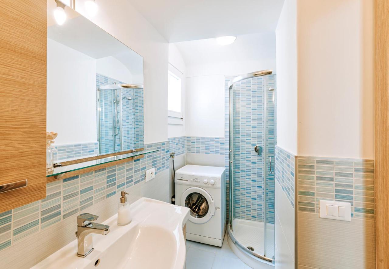 Ischia Domus Apartment Bagian luar foto