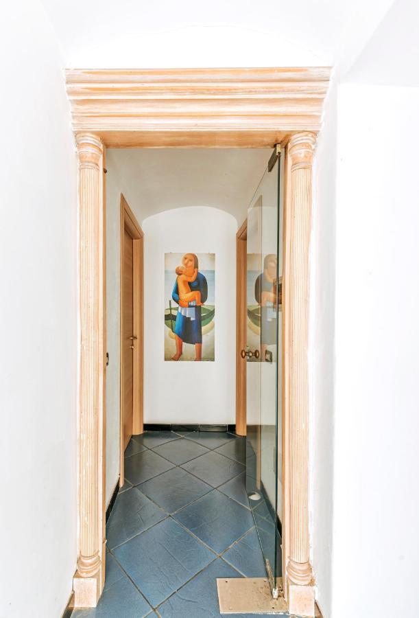 Ischia Domus Apartment Bagian luar foto