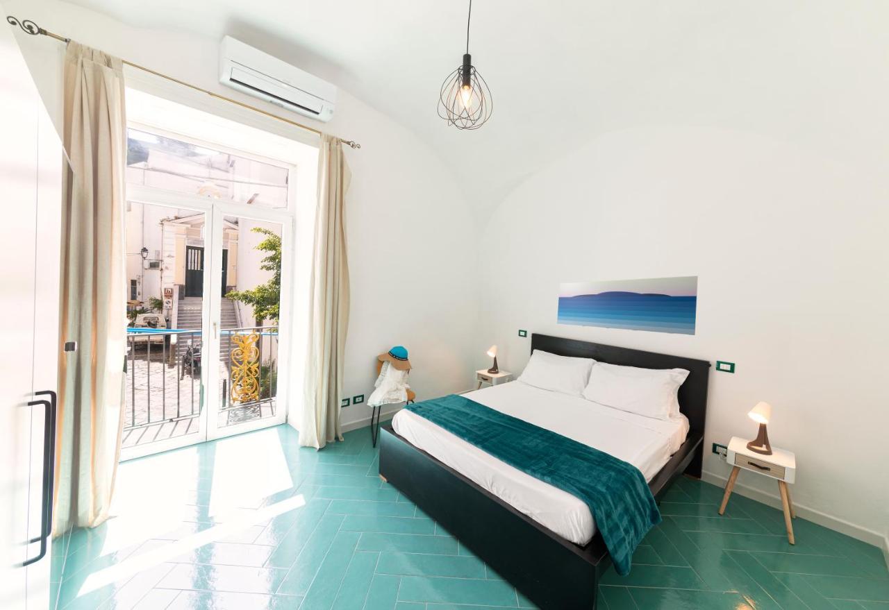 Ischia Domus Apartment Bagian luar foto