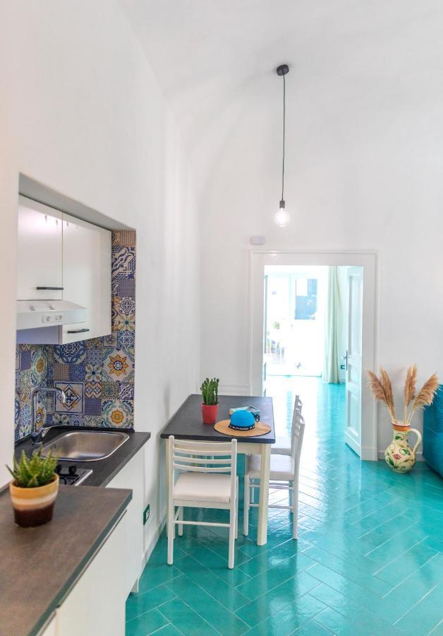 Ischia Domus Apartment Bagian luar foto